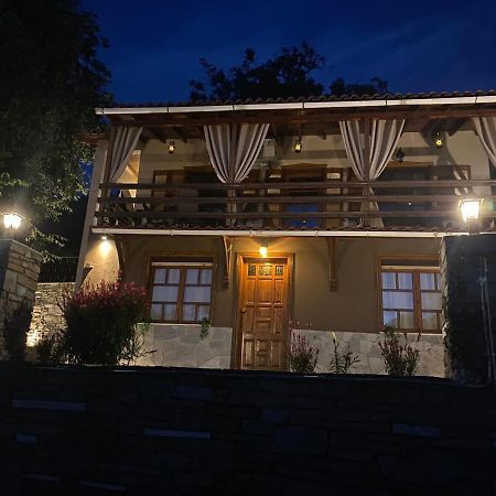 Villa Parahora Принос Екстериор снимка