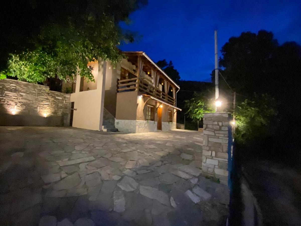 Villa Parahora Принос Екстериор снимка